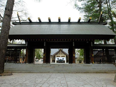 10_帯廣神社参道